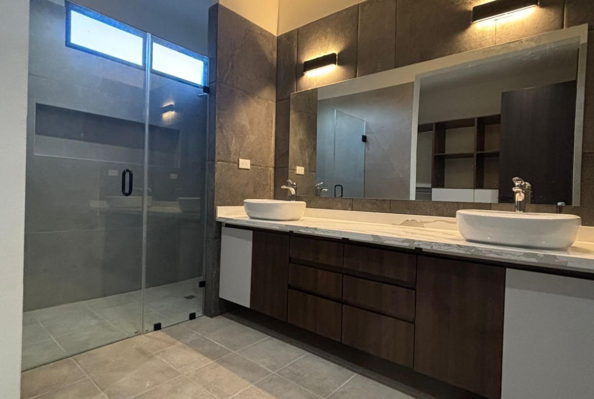 Townhouse en Venta en Álamos Etapa III