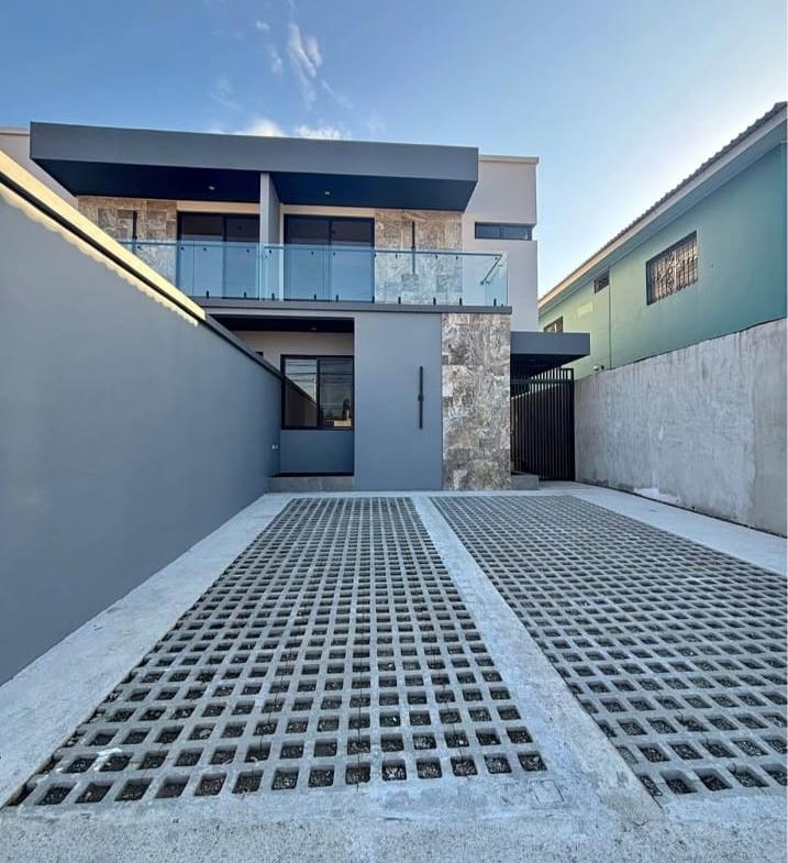 Townhouse en Venta en Álamos Etapa III