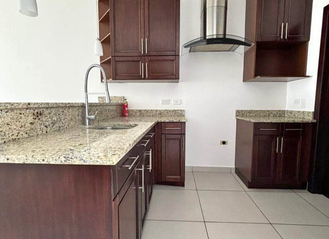 Apartamento en Renta en Condominios Capri – Sector Mackay