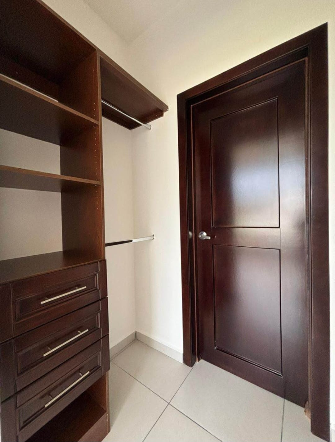 WhatsApp Image 2026-06-27 at 10.26.02 AM (3) Apartamento en Renta en Condominios Capri – Sector Mackay