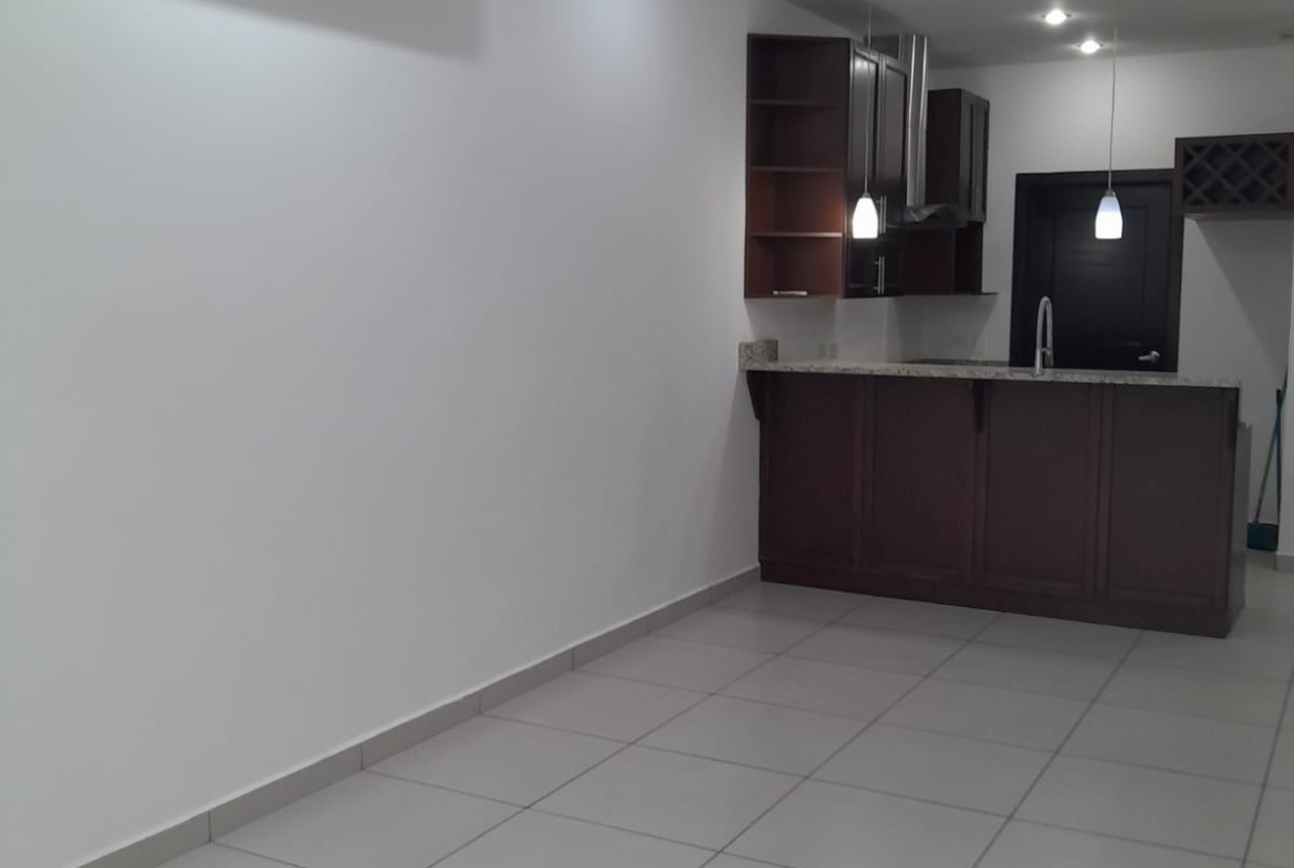 Apartamento en Renta en Condominios Capri – Sector Mackay