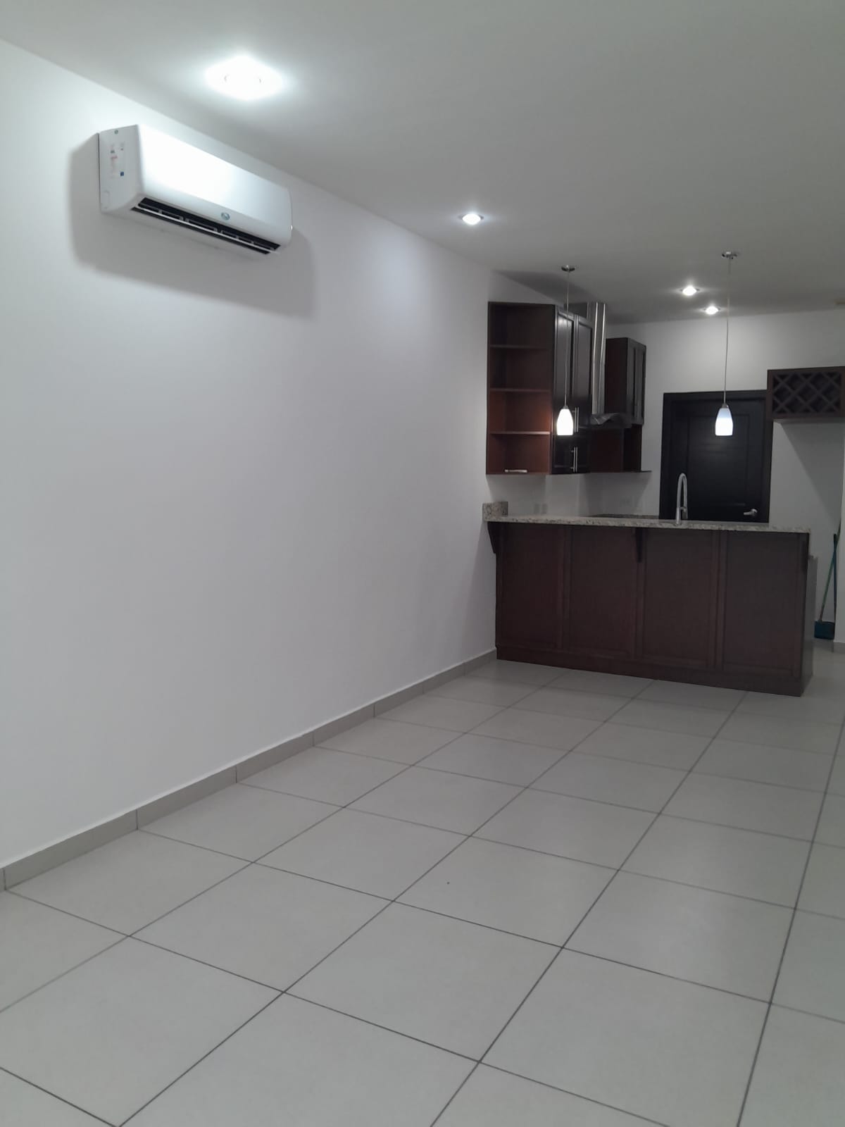 WhatsApp Image 2026-06-27 at 10.26.03 AM (1) Apartamento en Renta en Condominios Capri – Sector Mackay