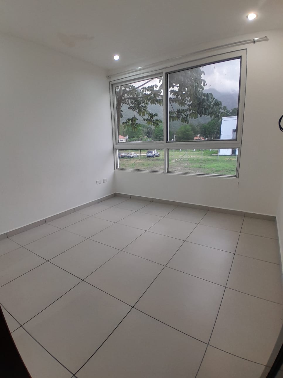 WhatsApp Image 2026-06-27 at 10.26.03 AM (2) Apartamento en Renta en Condominios Capri – Sector Mackay