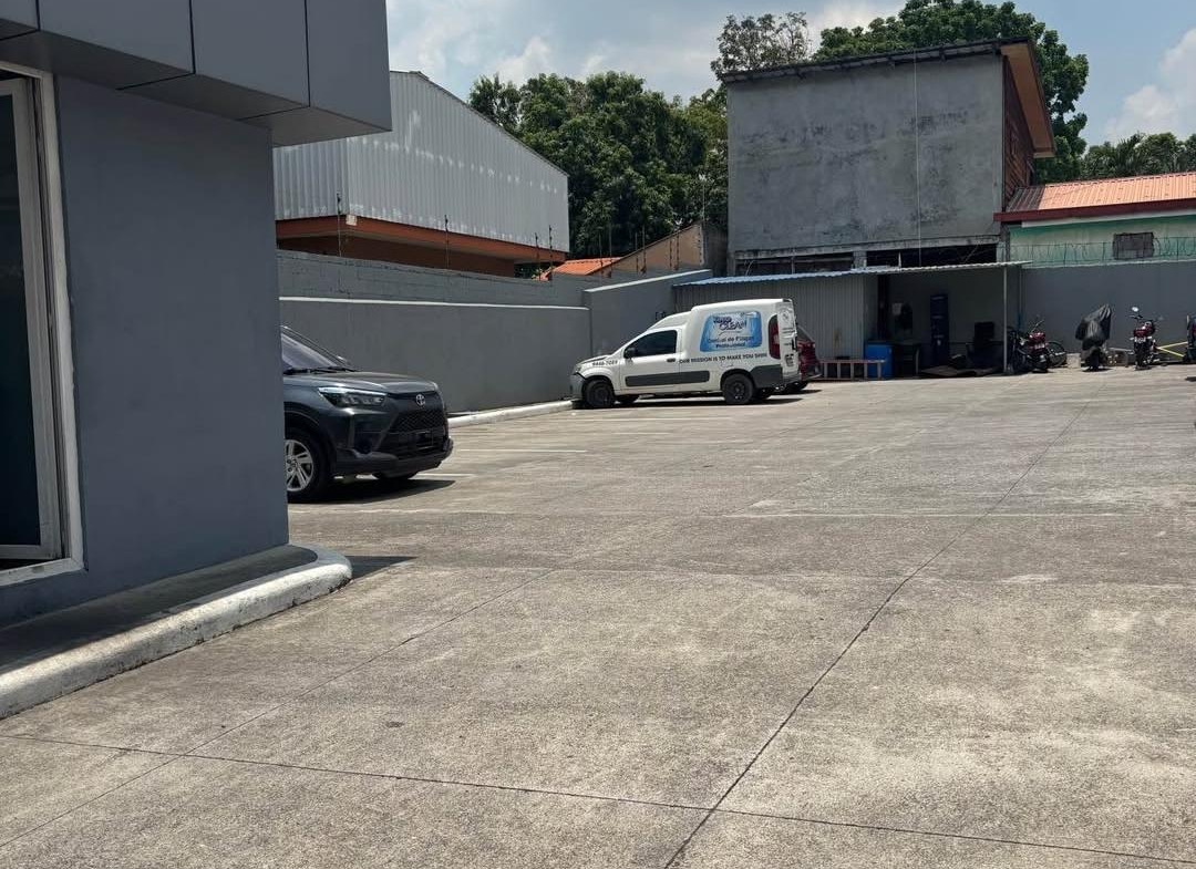 Local Comercial en Renta en Plaza Murano