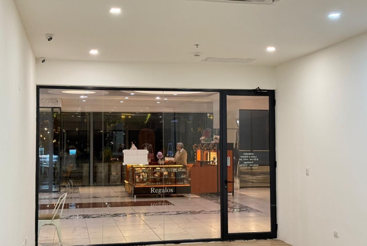 Local Comercial en Terravista Plaza I