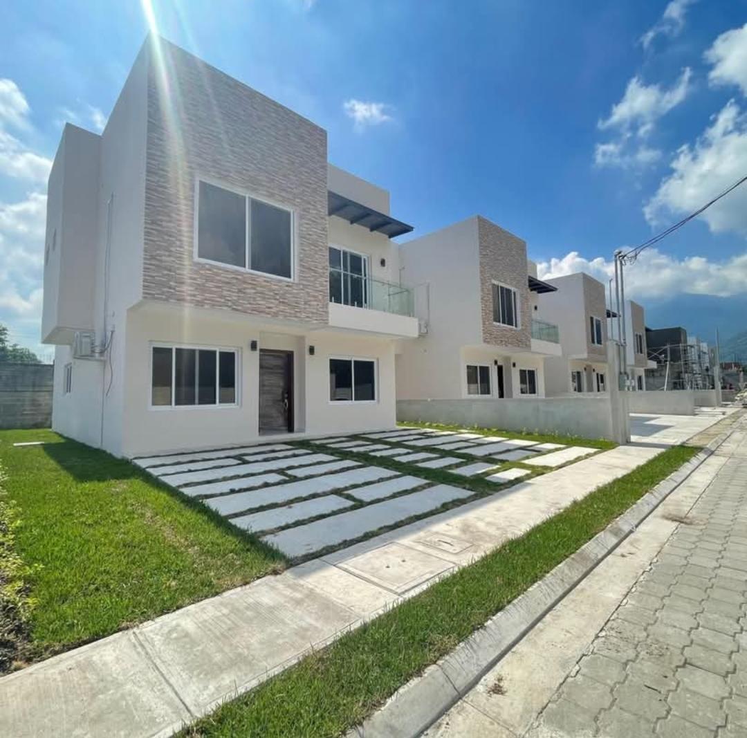 Casa en Venta en Tuscania Fase II – Jardines del Valle
