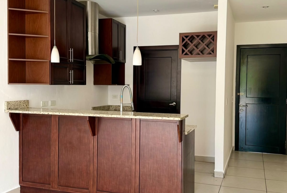 Apartamento en Renta | Condominios Capri