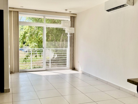 Apartamento en Renta | Condominios Capri