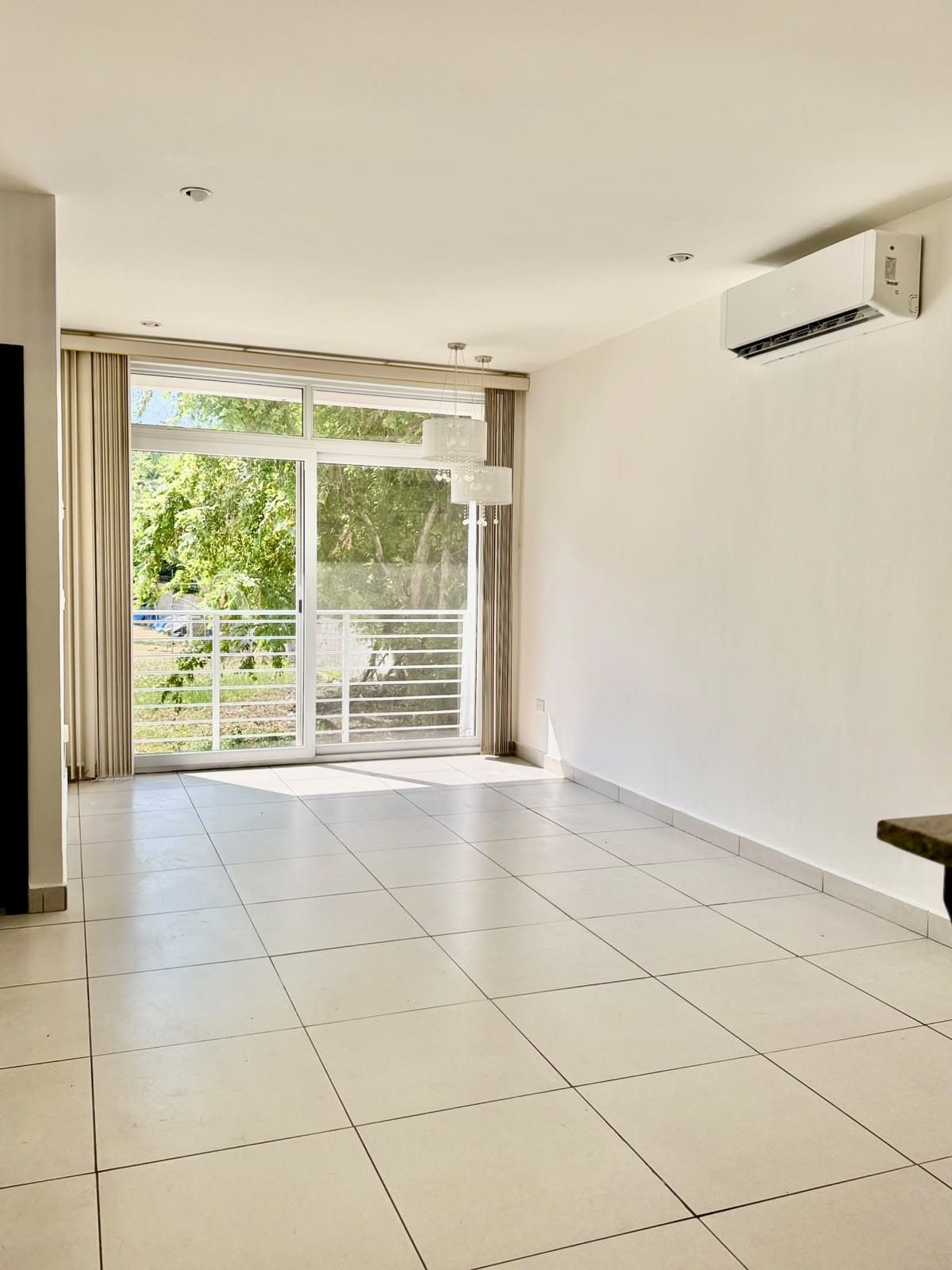 Apartamento en Renta | Condominios Capri