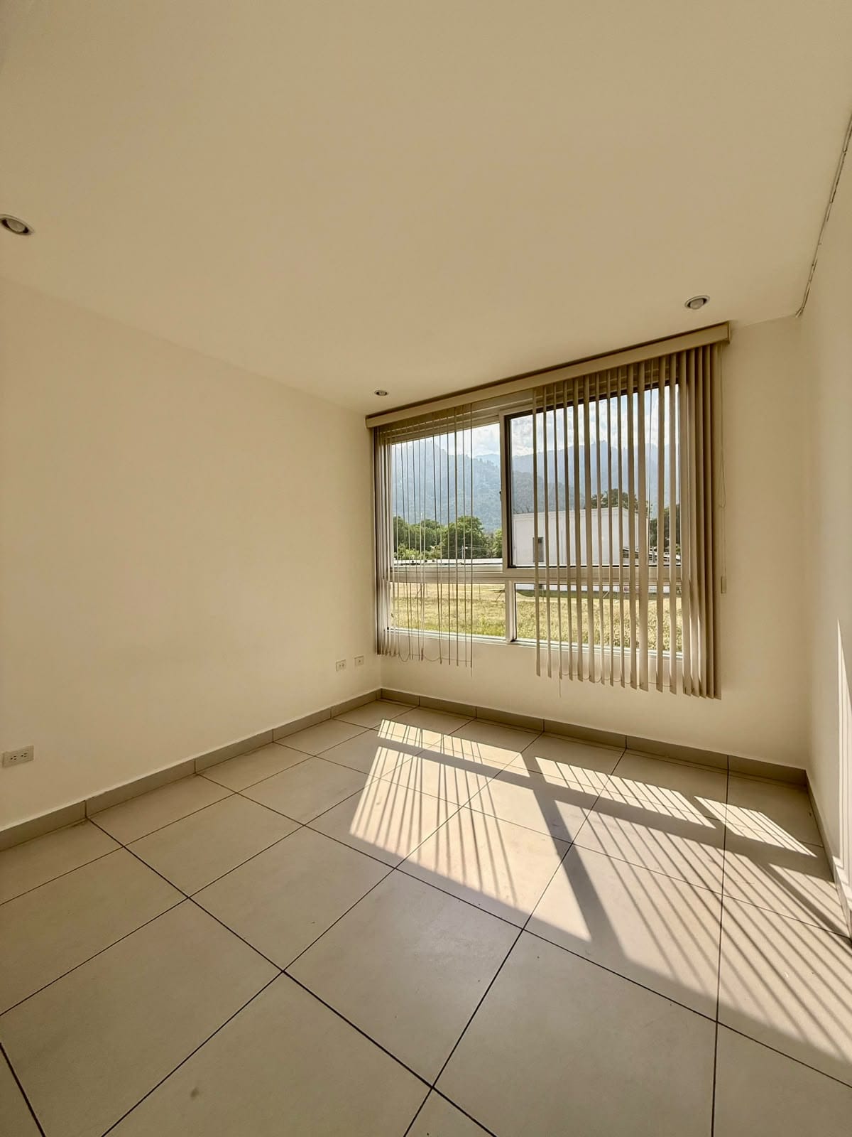 Apartamento en Renta | Condominios Capri