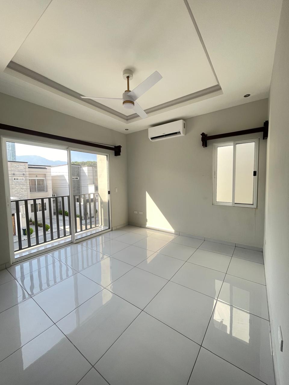 TOWNHOUSE EN RENTA | CASA MAYA IV
